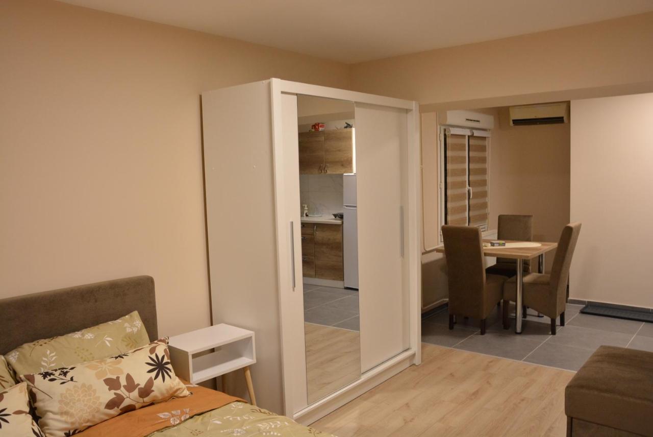 Garden Apartmani Jagodina Ngoại thất bức ảnh