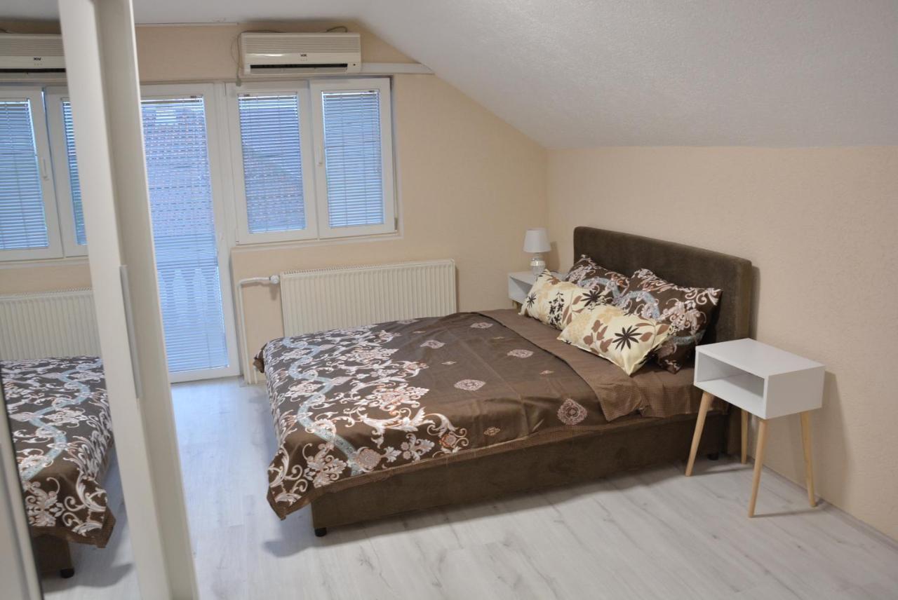 Garden Apartmani Jagodina Ngoại thất bức ảnh