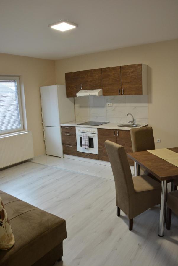 Garden Apartmani Jagodina Ngoại thất bức ảnh