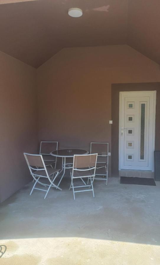Garden Apartmani Jagodina Ngoại thất bức ảnh