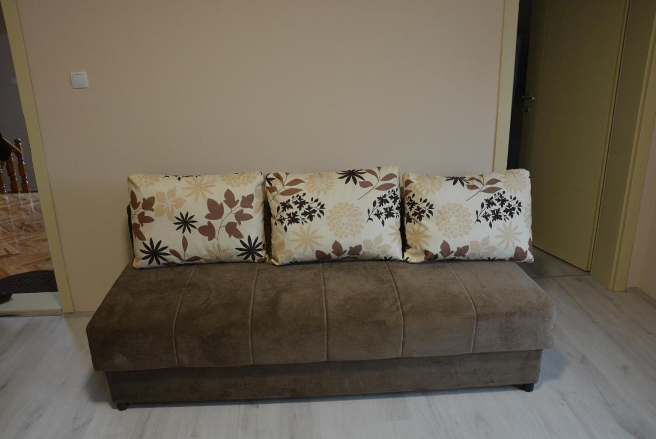 Garden Apartmani Jagodina Ngoại thất bức ảnh